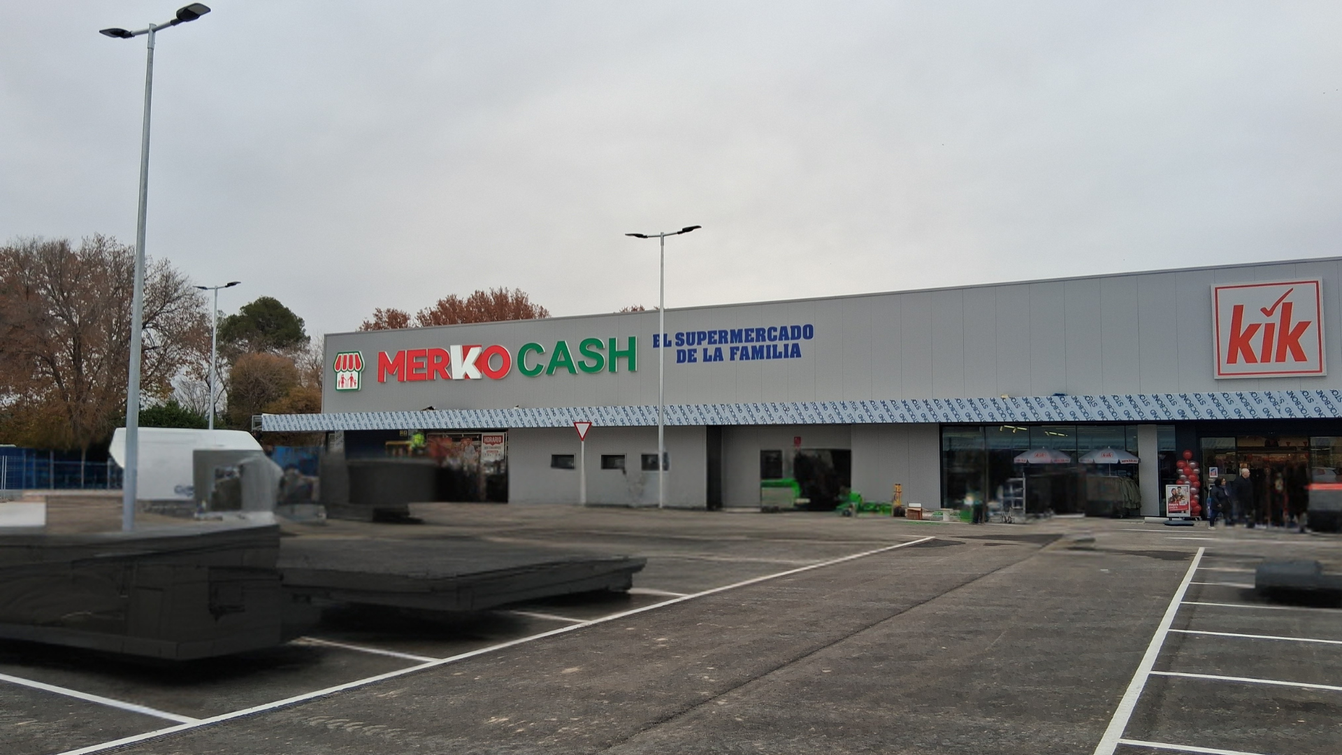 PARQUE DE MEDIANAS EN CONSTRUCCION, TOMELLOSO - 15640 (CIUDAD REAL)